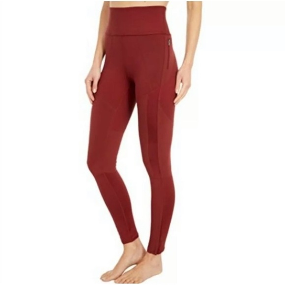Free People Movement Born to Run Red Leggings Size Medium - Picture 1 of 16
